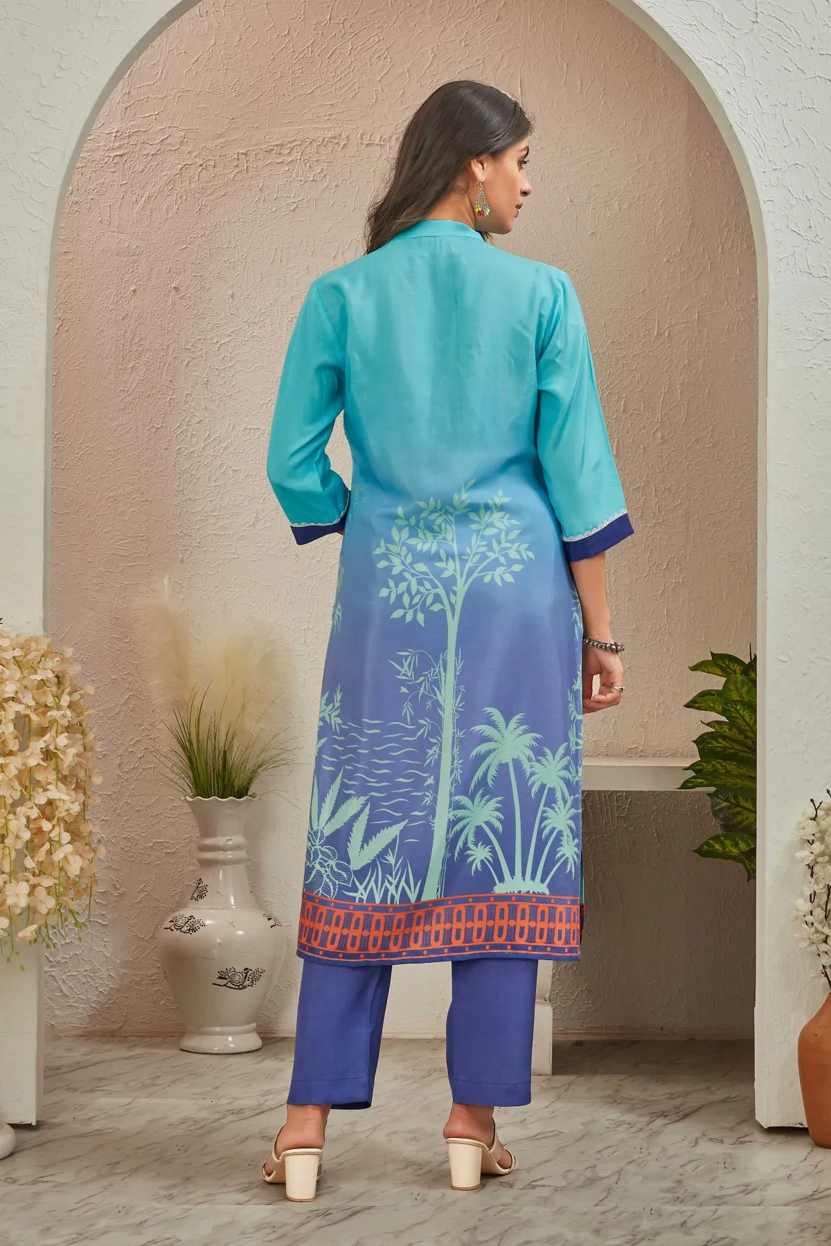 Women's Sky Blue And Navy Blue  Musline Printed Kurti withTrouser