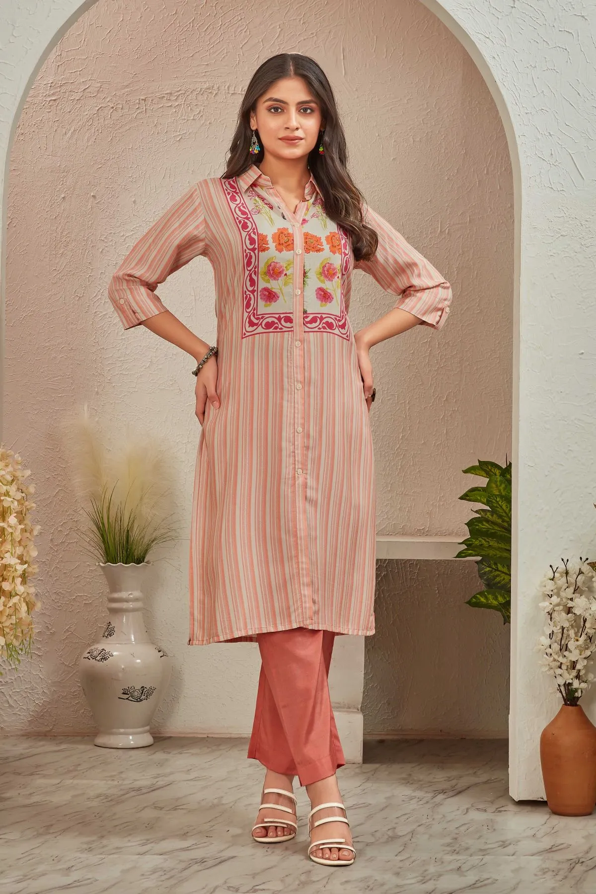 Women's peach  Musline floral Printed Kurti with Trouser