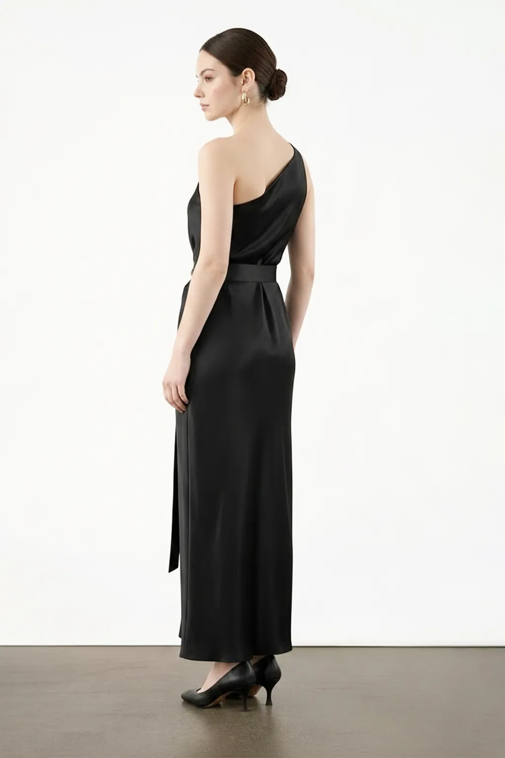 Elegant One-Shoulder Maxi Dress with Belt