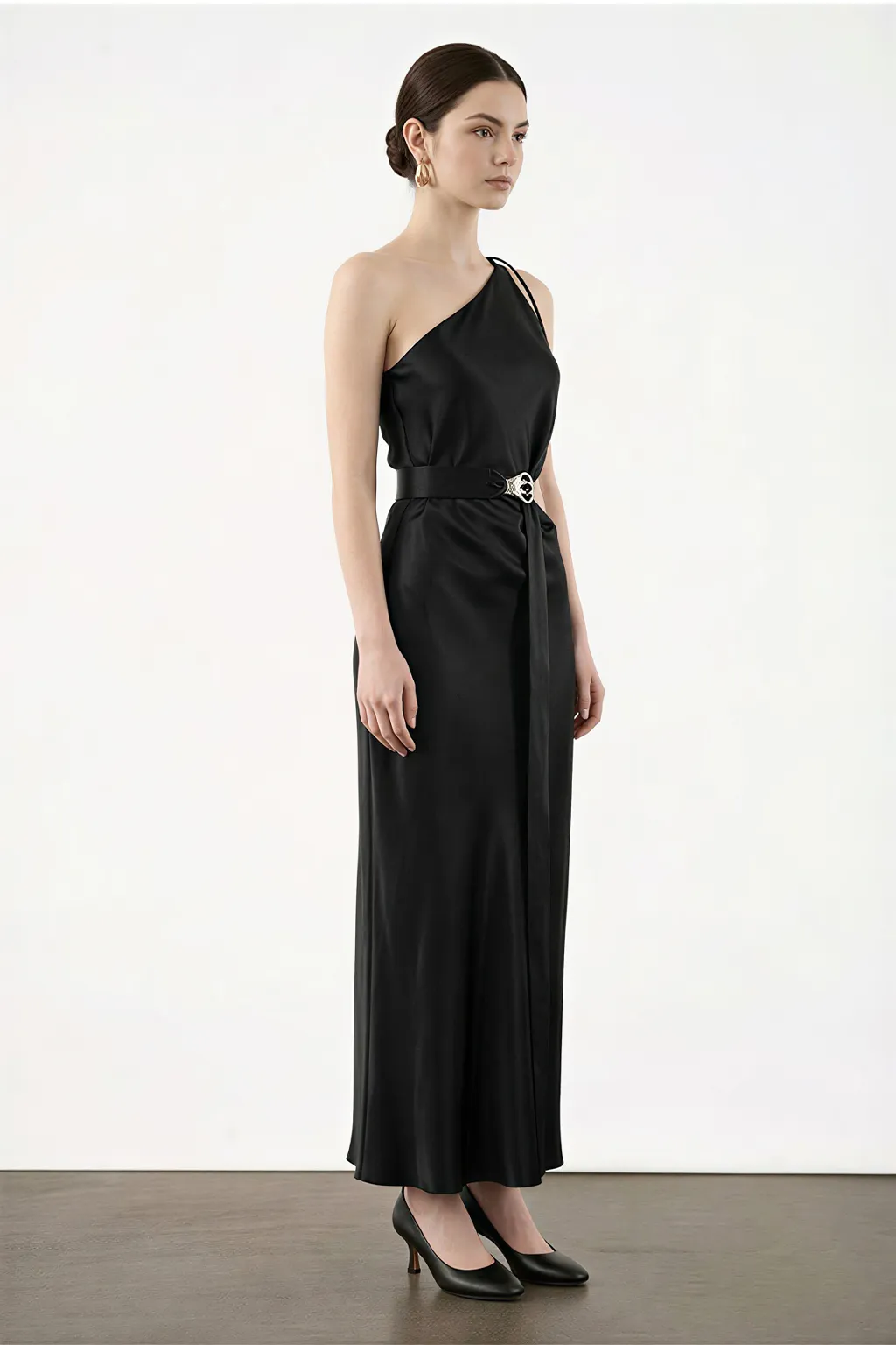 Elegant One-Shoulder Maxi Dress with Belt