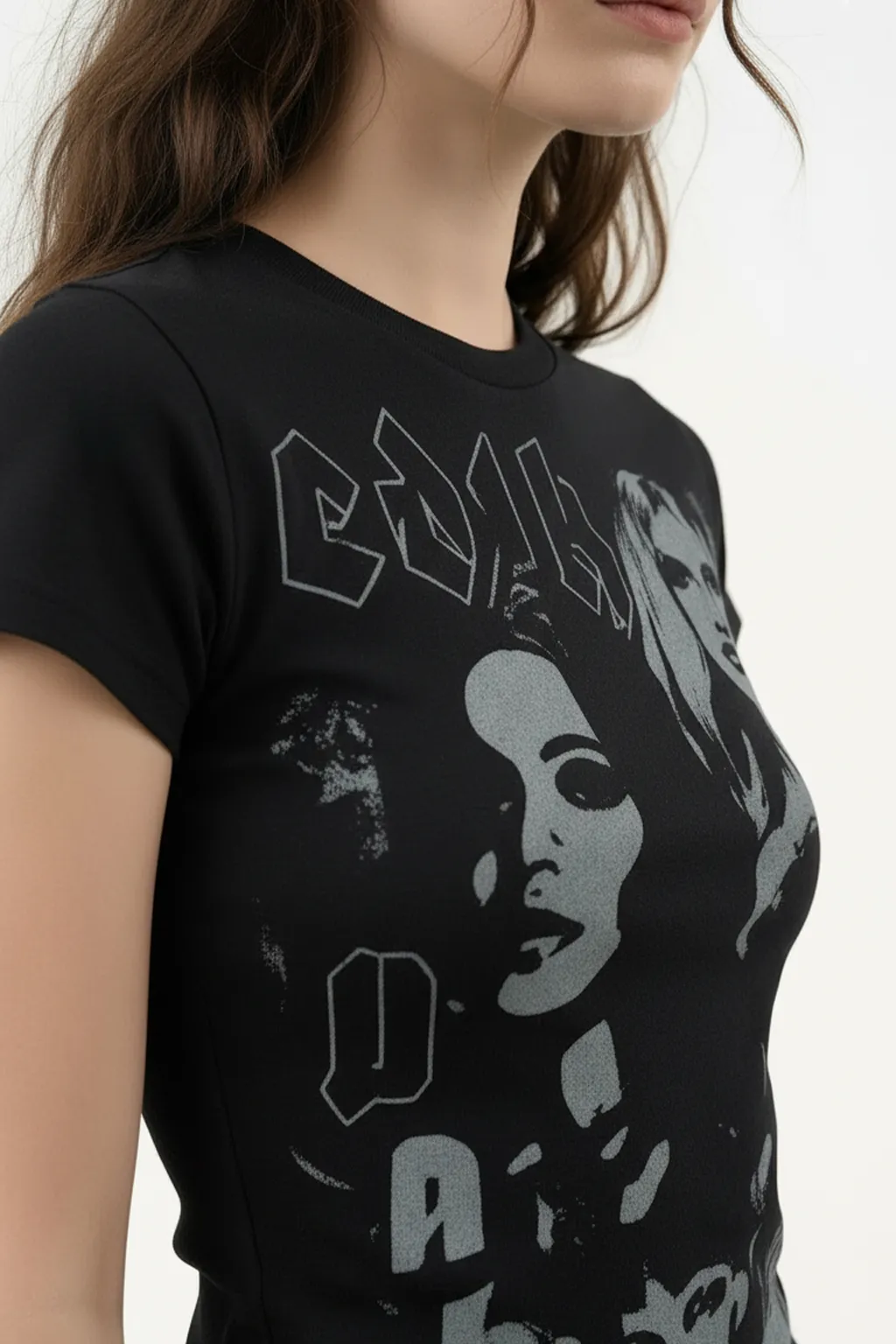Vintage Graphic Fitted Tee – Black